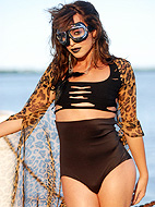 Jonelle waterfront fashion Smoking hot shemale Jonelle